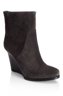 'Wailie' | Suede Wedge-Heel Ankle Boot