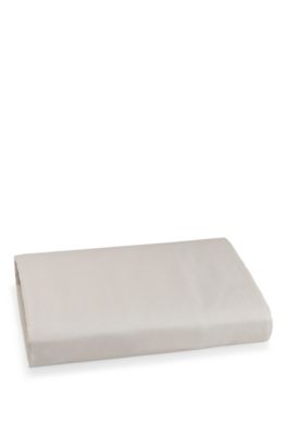 &lsquo;Cotton Sateen &lsquo;Classiques&rsquo; Fitted Sheet
