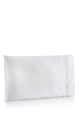 &lsquo;Cotton Sateen &lsquo;Classiques&rsquo; Pillowcase Pair