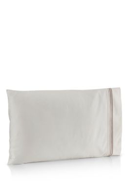 &lsquo;Cotton Sateen &lsquo;Classiques&rsquo; Pillowcase Pair