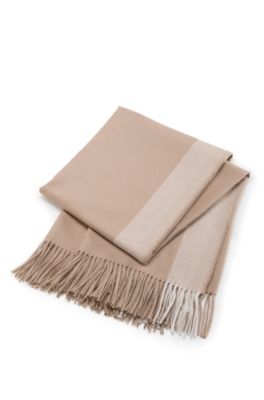 &lsquo;Alpaca-Wool Herringbone Throw