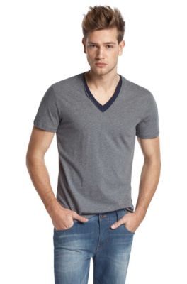 Rundhals-Shirt &acute;Talis` mit Doppel-V-Ausschnitt