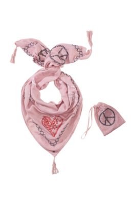 Foulard brod&eacute;, Noclaudia