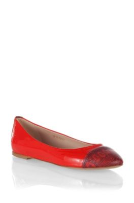 Elegant leather ballerina &acute;Eyre`
