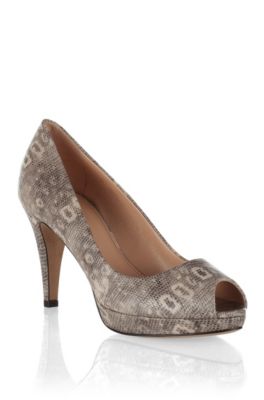 Peep-toe court shoe in finest calfskin &acute;Eldoral`
