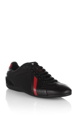 Sneakers &acute;Thaty` van een mix van leer en textiel