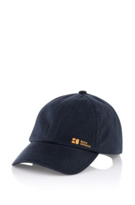 Caps