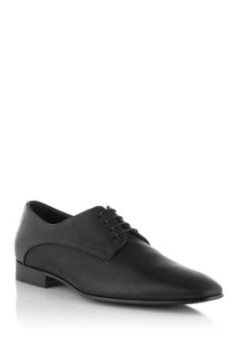 Lace-up shoe in embossed calfskin leather 'Black