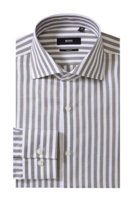 Chemise d&eacute;tente &agrave; col Kent, Jaron