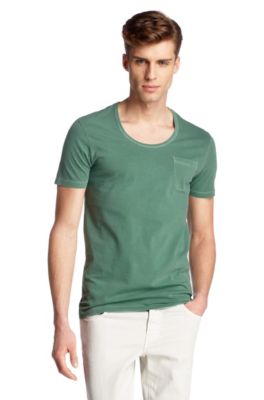 T-shirt with patch breast pocket 'Taxes'
