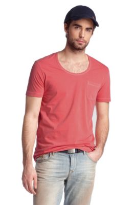 T-Shirt &acute;Taxes` mit aufgesetzter Brusttasche
