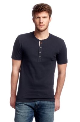 T-Shirt &acute;Trust` mit Knopfleiste am Ausschnitt