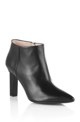 Lamb leather ankle boot 'Lyris'