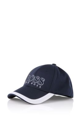 Cap with a large, embroidered logo 'Catch'