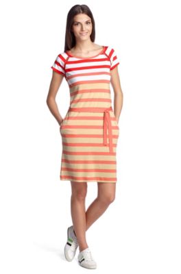Robe &agrave; manches courtes, Takimi