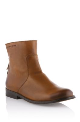 Zip-up ankle boot 'Penthea'