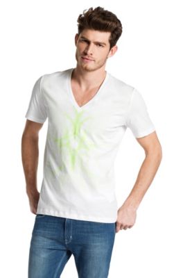 T-Shirt &acute;Durrent` mit V-Ausschnitt