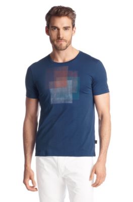 T-shirt with a print on the chest 'Lecco 81'