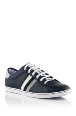 Sneaker in perforated calfskin leather 'Micks'
