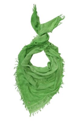 Tuch &acute;Nubasica` im Casual-Look