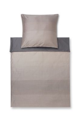 Duvet cover with a geometric pattern 'Pixel'