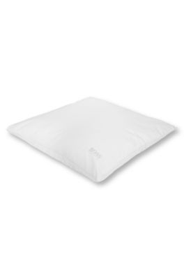 Pillow case in cotton percale with an embroidere