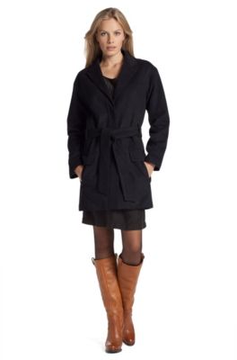 Find elegant coats and trench coats for women from HUGO BOSS